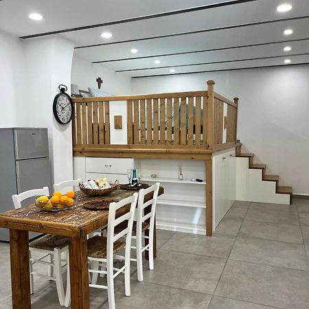 バゲリーア Casa Lindaヴィラ エクステリア 写真